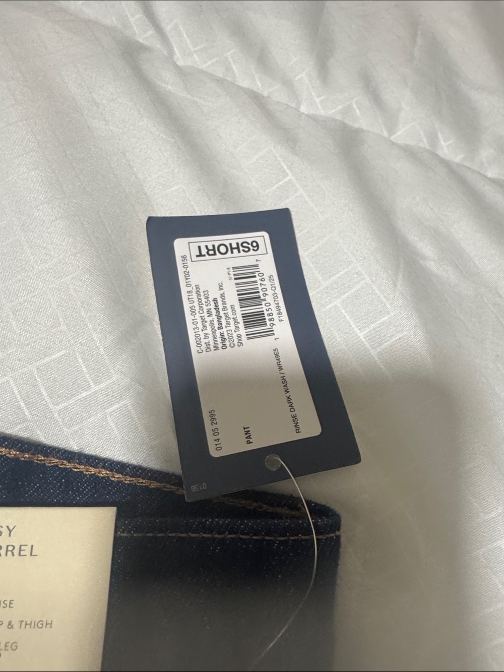 Universal Thread Wide-Leg Dark Blue Denim barrel Jeans - Picture 4 of 6